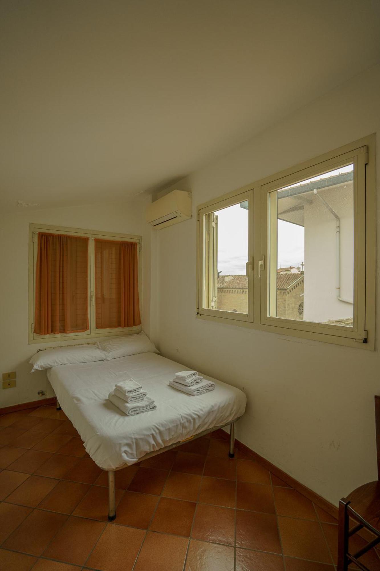 Tranquil Suite Near Museums And Train Station Florence Exterior photo